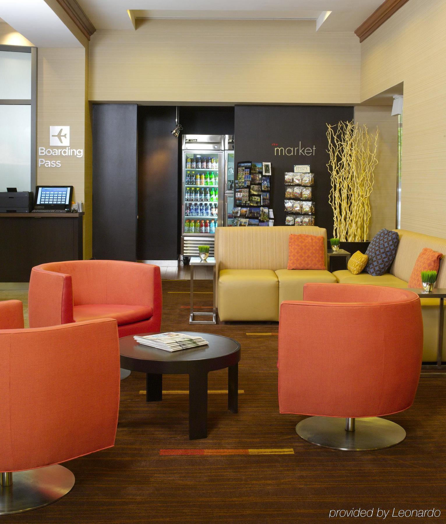 Courtyard By Marriott Boston Brookline Hotel Exterior photo